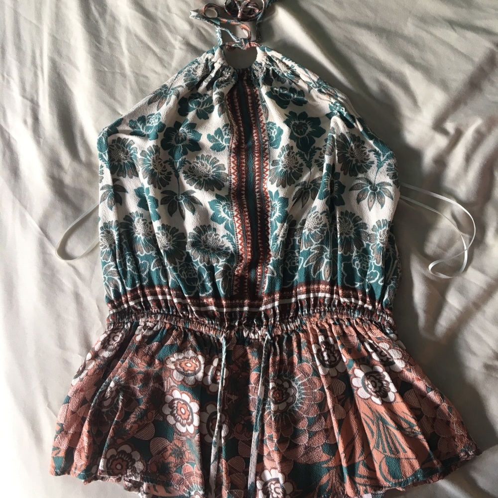 Kendall & Kylie Halter top